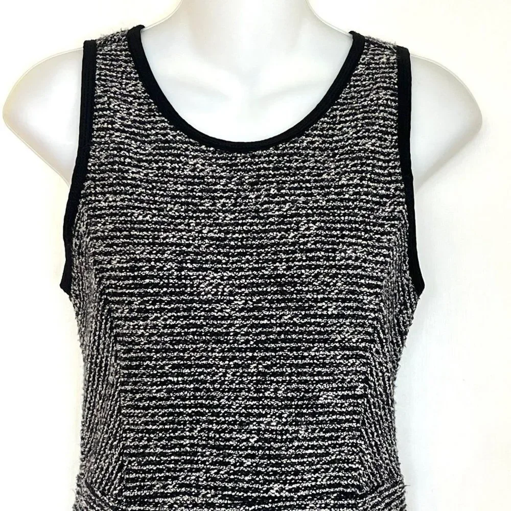 J CREW NAVY BLUE & OFF WHITE TEXTURED STRIPE SLEEVELESS DRESS SIZE 2